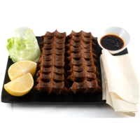 20 stuks çiğköfte, 4 lavas brood, groenten, 1 portie granaatappelsaus en 1 portie pittige Hanzade saus en 20 stuks sushi çiğköfte normal acili/ extra acili, 1 portie tursu (zoetzure turkse mix), 1 portie granaatappelsaus en 1 pittige Hanzade saus